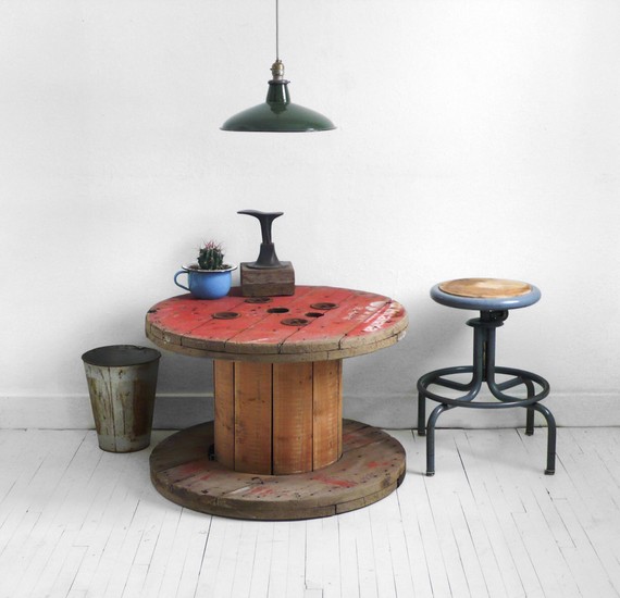 vintage-spool-coffee-table